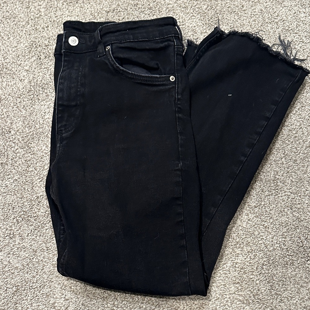 Zara Women's Black Ankle Jeans